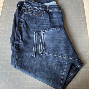 Lane Bryant 26 L Curvy Fit High Rise Skinny with Flex Magic Waistband